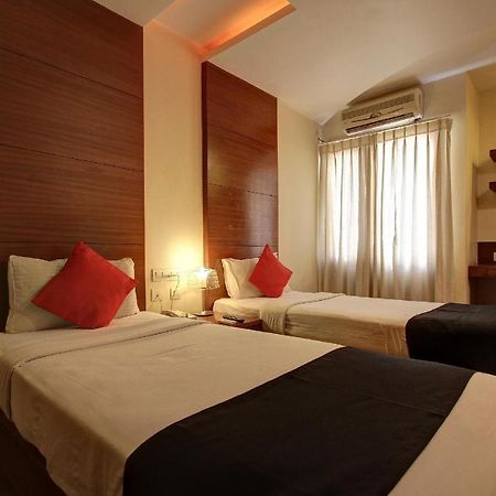 Amaran Hotels Мадурай Экстерьер фото